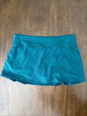 lululemon athletica Pace Rival mid rise Teal/green Skort size 10